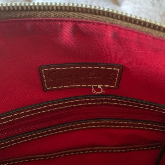 Authentic Dooney and Burke shoulder bag - Picture 4 of 4